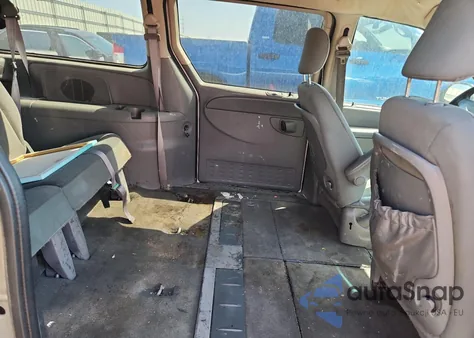 2005 Chrysler Town & Country Lx из США, поврежденный, VIN 2C4GP44R75R385306